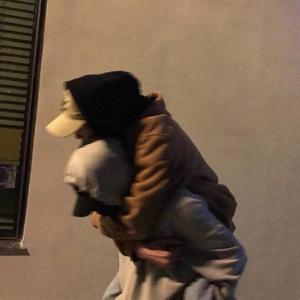 成人中文字幕一区二区三区
